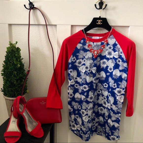 NWT - LuLaRoe Randy Tee - Size XS - Picture 2 of 6